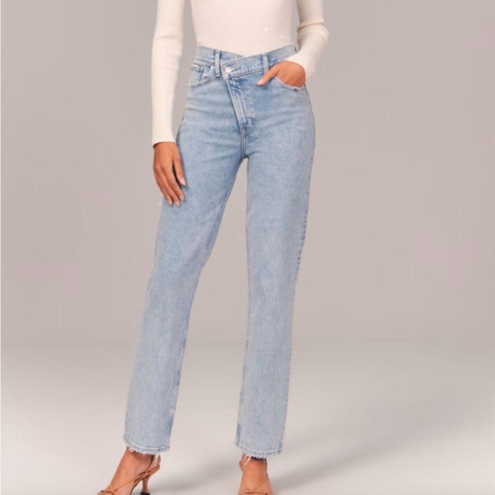 Abercrombie & Fitch 90’s Straight Jeans Crossover Fly Ultra high rise 27 4 reg